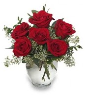 Vazo içerisinde 5 adet kırmızı gül  Mersin yurtiçi ve yurtdışı çiçek siparişi 