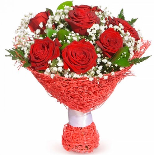 7 adet kırmızı gül buketi  Mersin İnternetten çiçek siparişi 