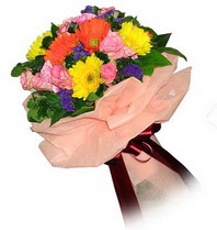  Mersin yurtiçi ve yurtdışı çiçek siparişi  Karisik mevsim çiçeklerinden demet