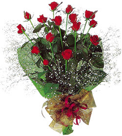 11 adet kirmizi gül buketi özel hediyelik  Mersin yurtiçi ve yurtdışı çiçek siparişi 
