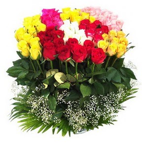  Mersin çiçekçiler  51 adet renkli güllerden aranjman tanzimi