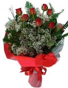 7 kırmızı gül buketi  Mersin internetten çiçek satışı 